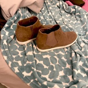 Tan Suede Platform Boots